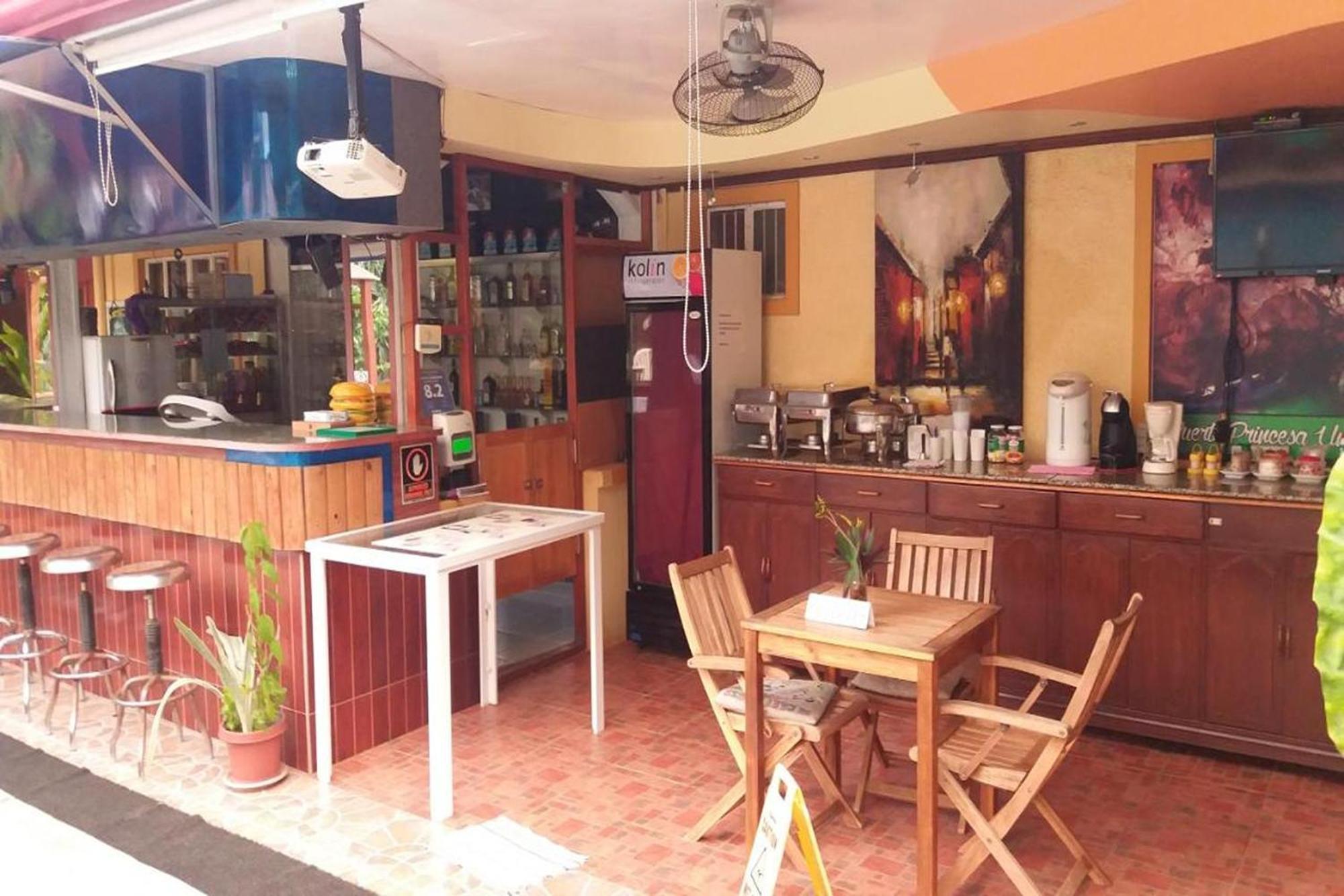 Citadel Bed And Breakfast Puerto Princesa Eksteriør billede